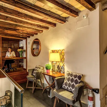 Trevi Beau Boutique Hotel-3